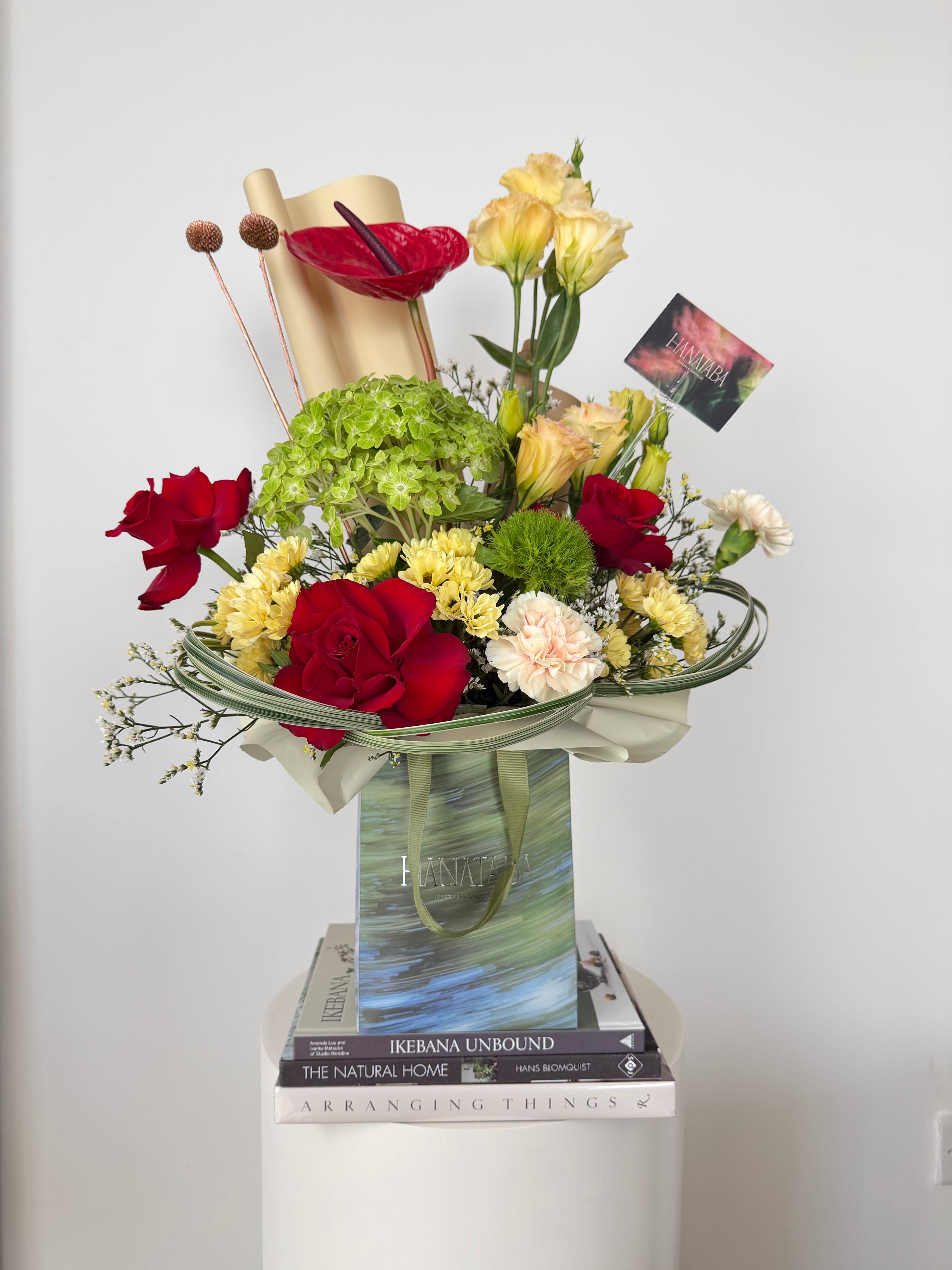 small bag arrangement 13