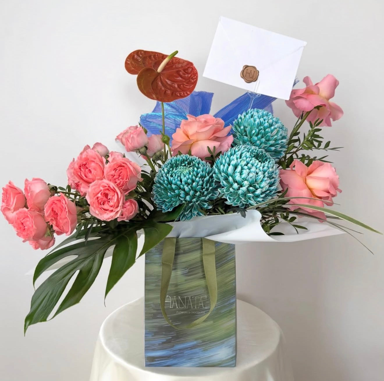 small bag arrangement