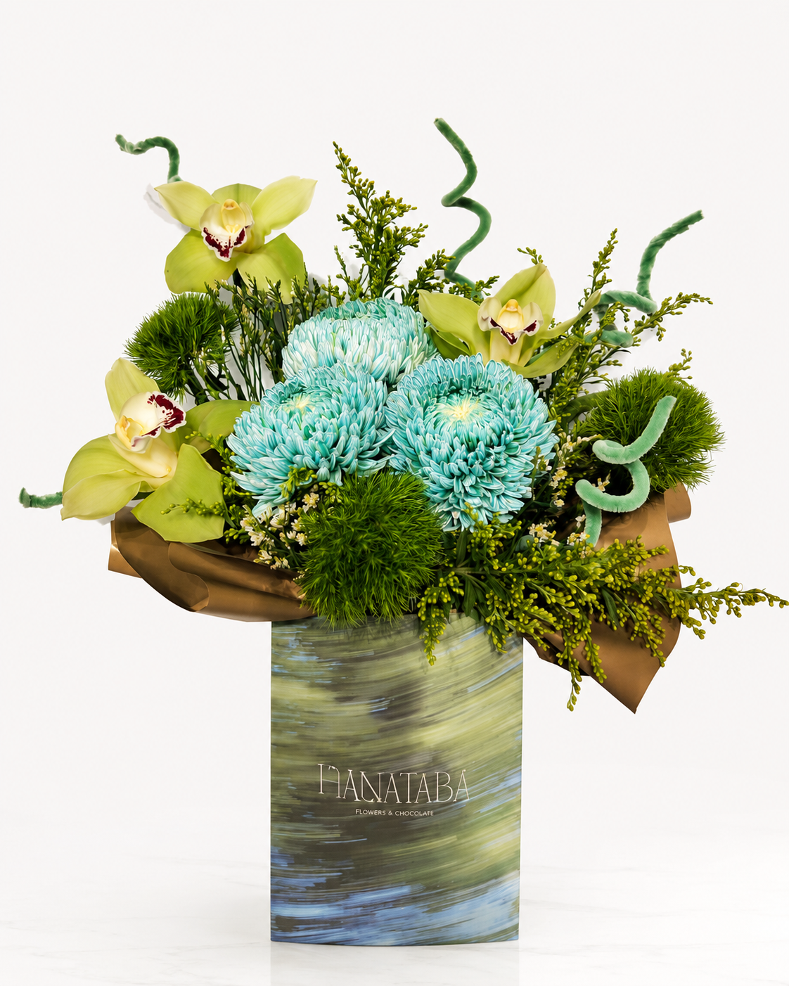 small bag arrangement 28